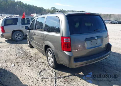 2010 Dodge Grand Caravan Hero z USA, uszkodzony, nr VIN 2D4RN3D16AR454180